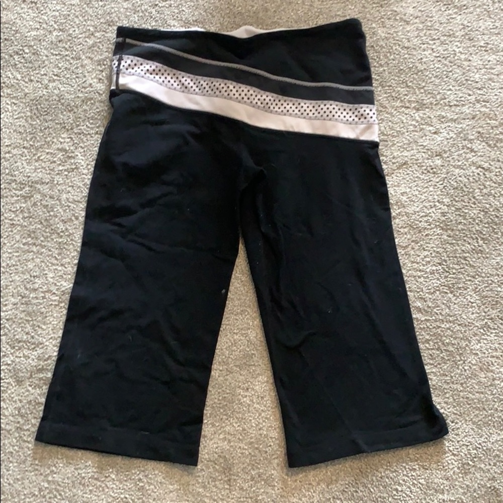 Lululemon crops
